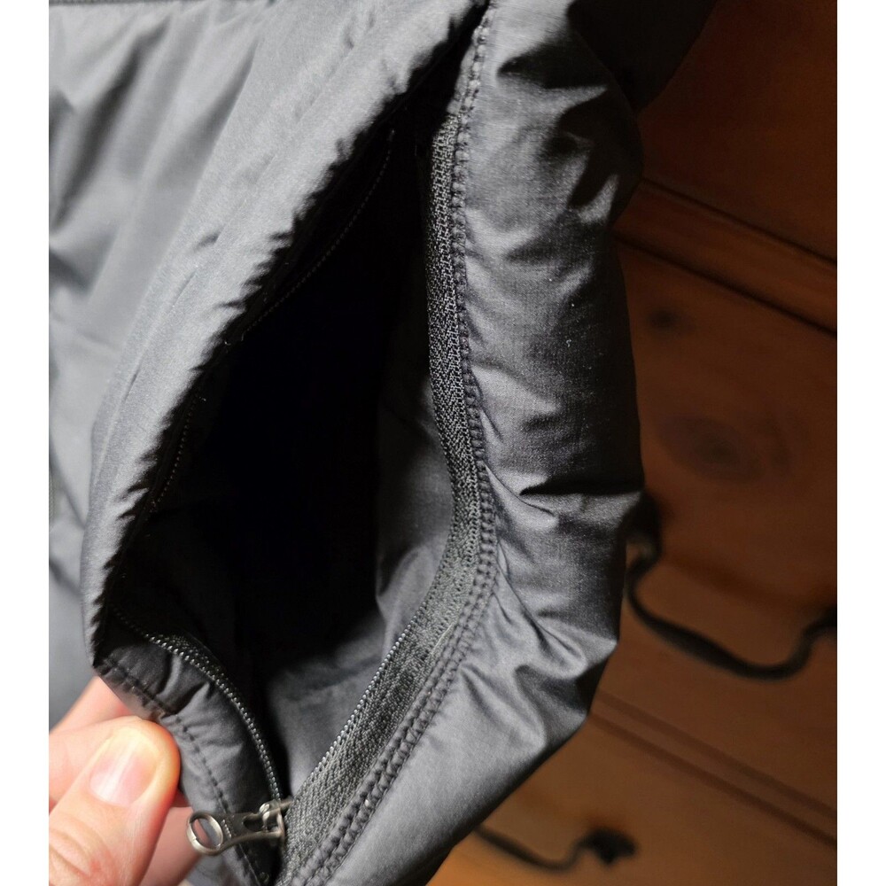 66 North Puffer Vest Size Large Black Quilted Insulated Full Zip Outdoor Active - Picture 7 of 13
